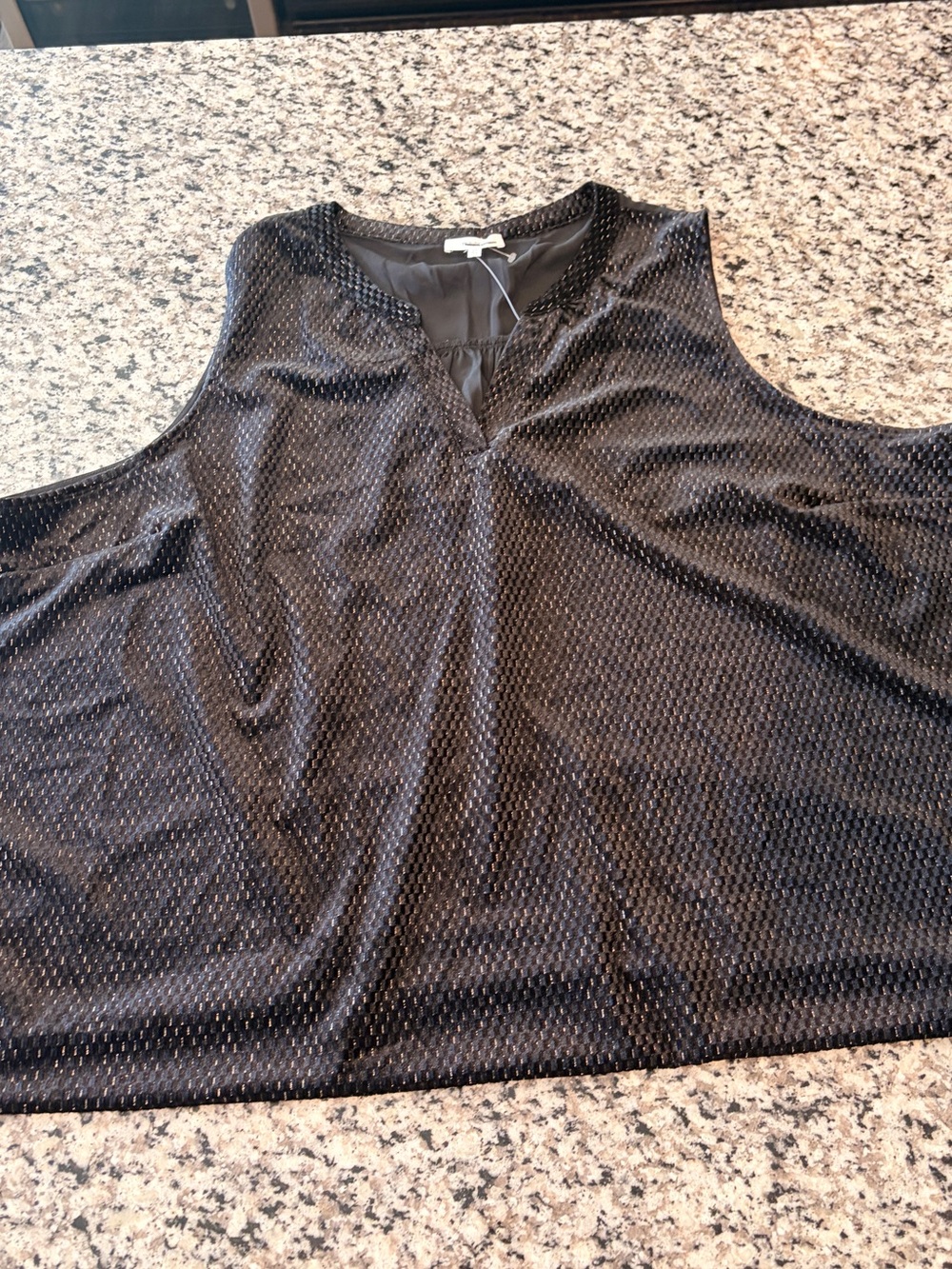 NWOT Maurices Women’s Plus Size 4x Black V-Neck Tank
